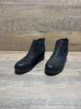 Sorel Evie Black Leather Chelsea Wedge Heel Ankle Boots Women's Size 10